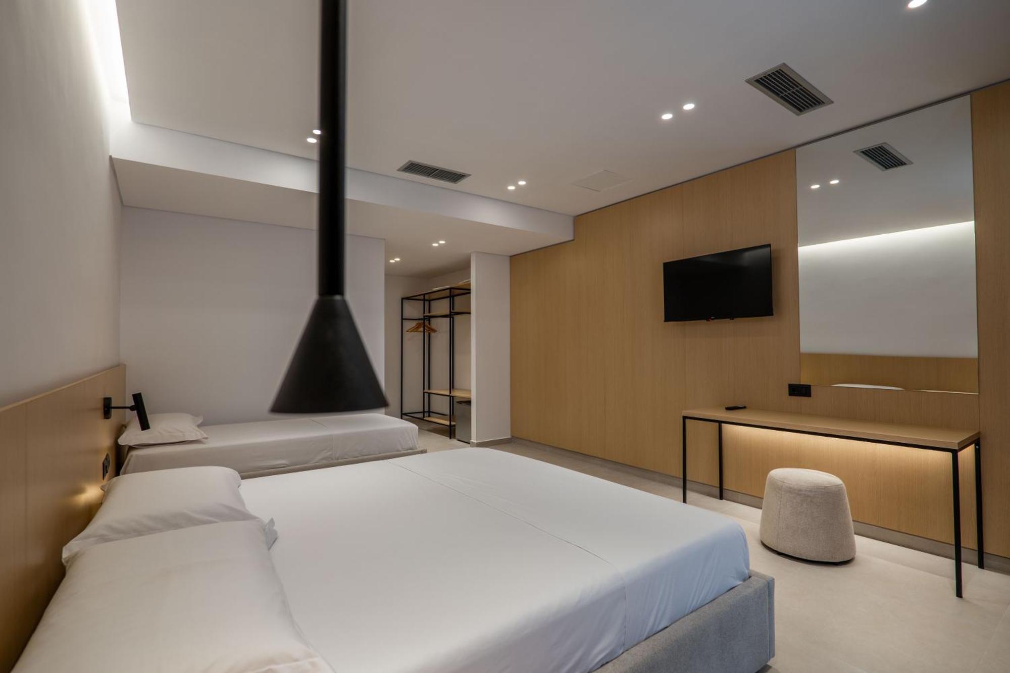 Austin Boutique Hotel Sarande Exterior photo